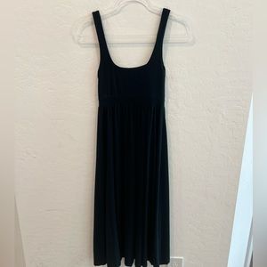 Aritzia Wilfred Sleeveless Market Slit A line Dress in  Black Women’s size XS
